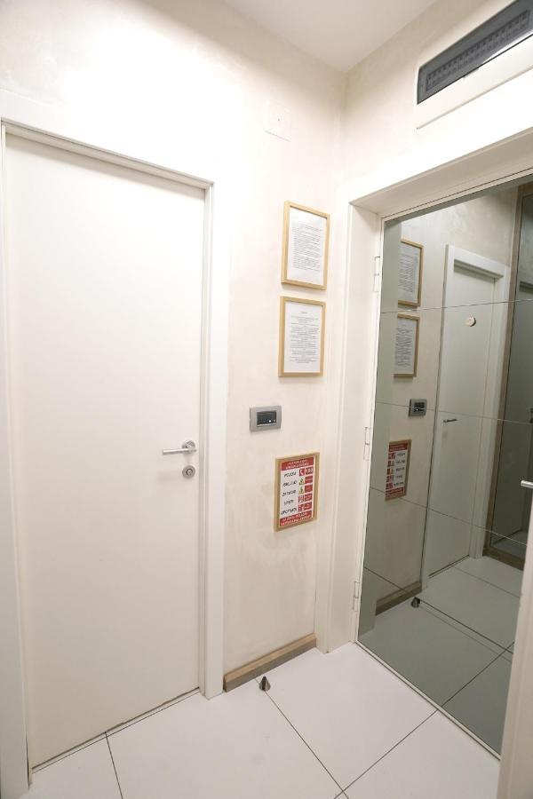 Apartman Stash Belgrado Exterior foto